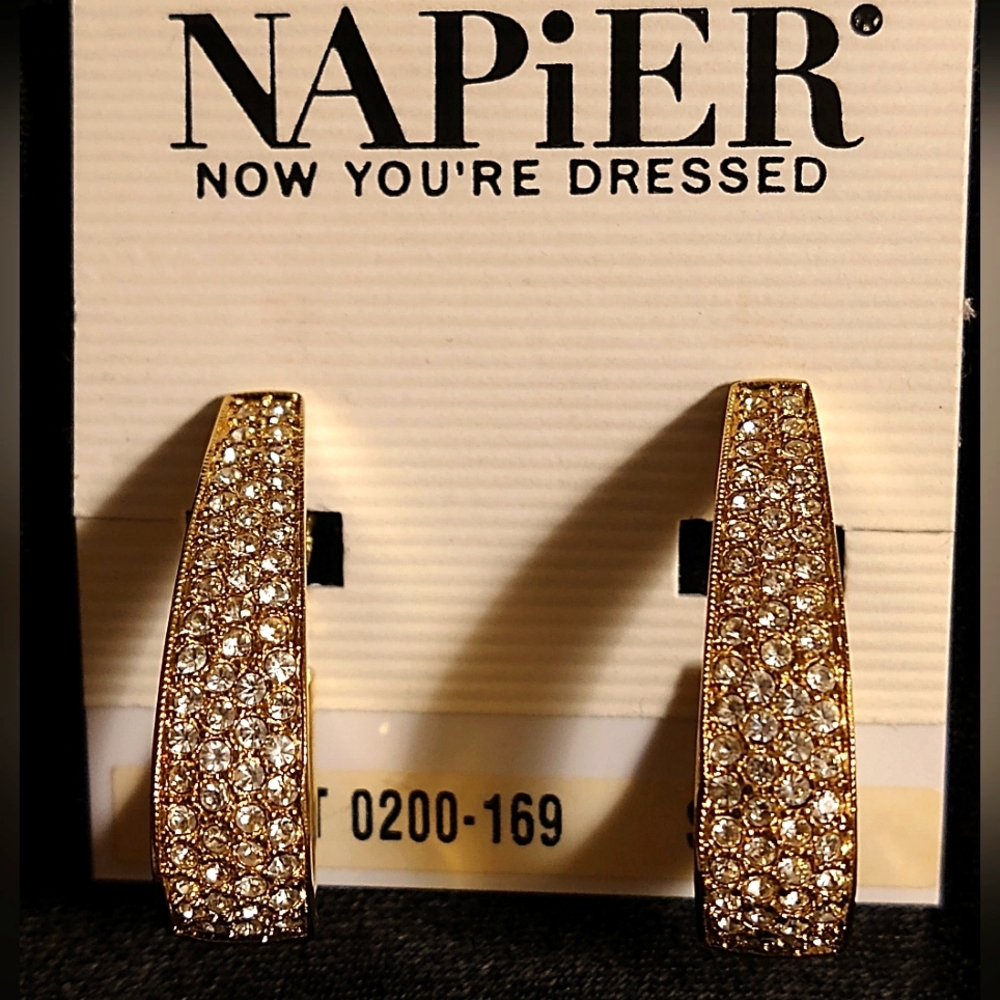 RETRO NAPIER XLOT-0200-169 RHINESTONE ADJUSTABLE CLIP EARRINGS (NWT)
